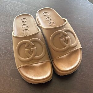 Gucci Beige Platform Slides - PRICE FIRM